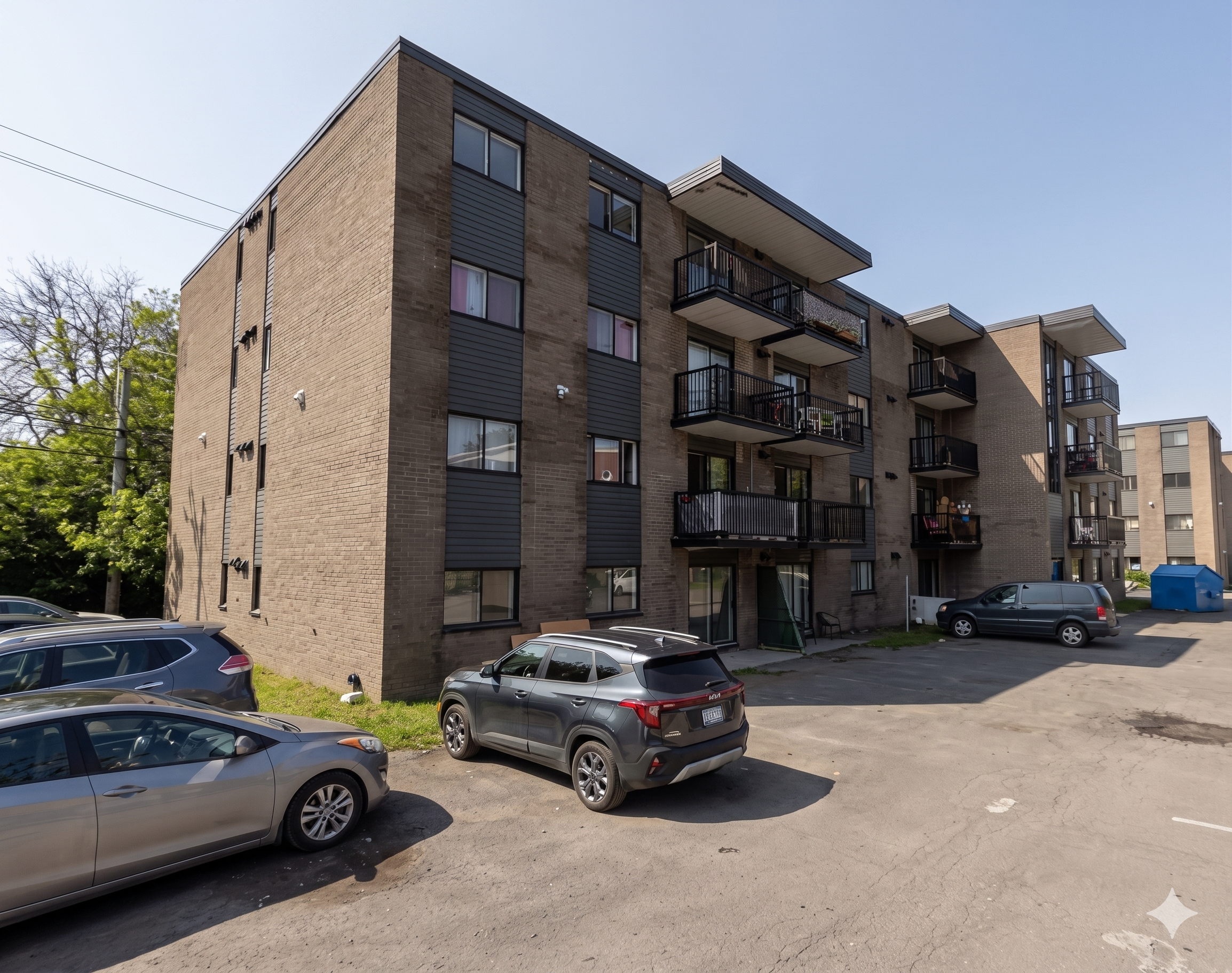 2901-2903-2905 Chemin Royal image 1