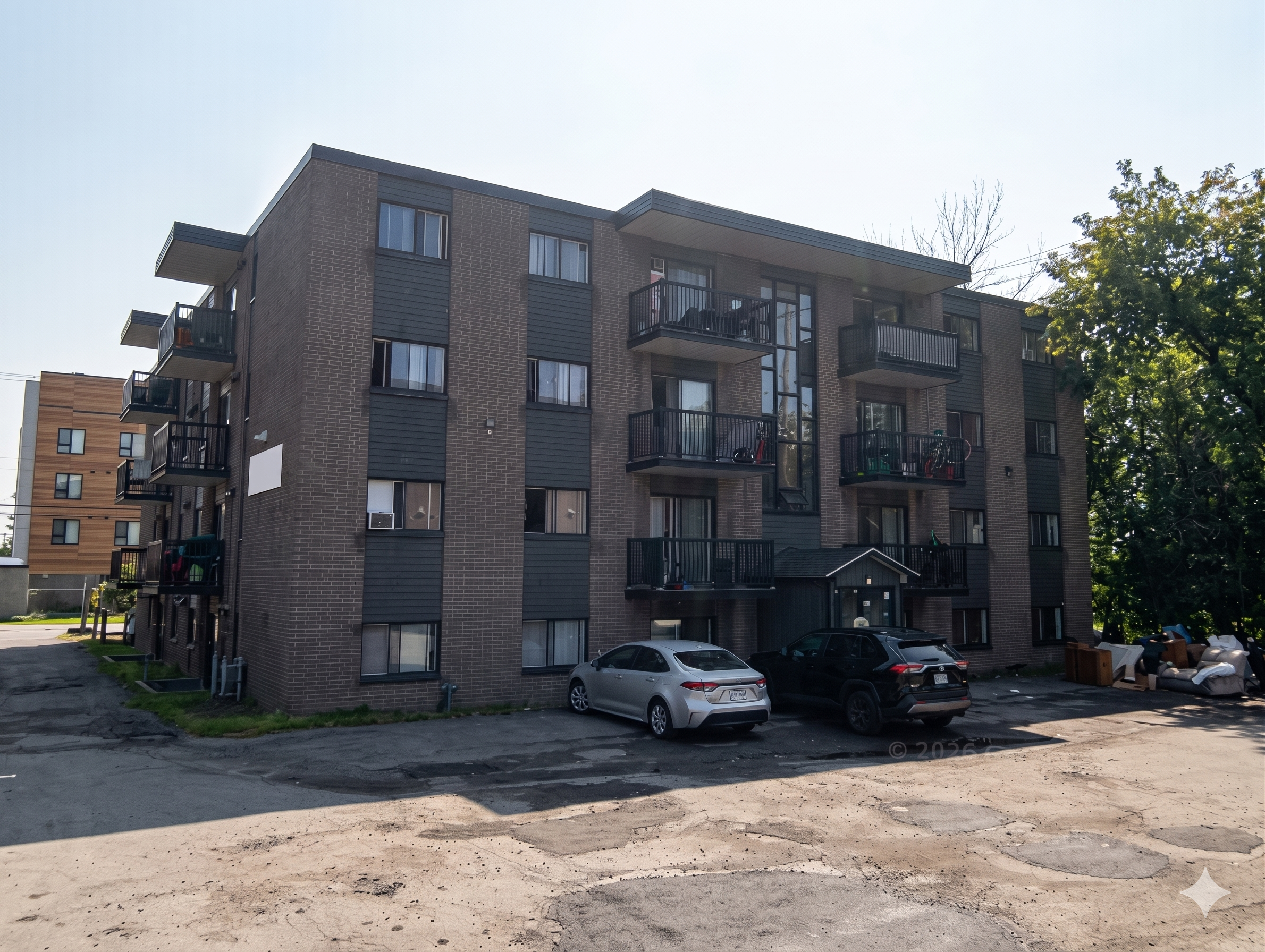 2901-2903-2905 Chemin Royal image 3
